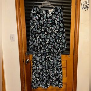 {50} Loft Floral Shirred Flounce Midi Dress        D